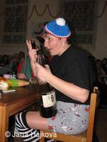 Obecní ples - život je hořký, bohudík